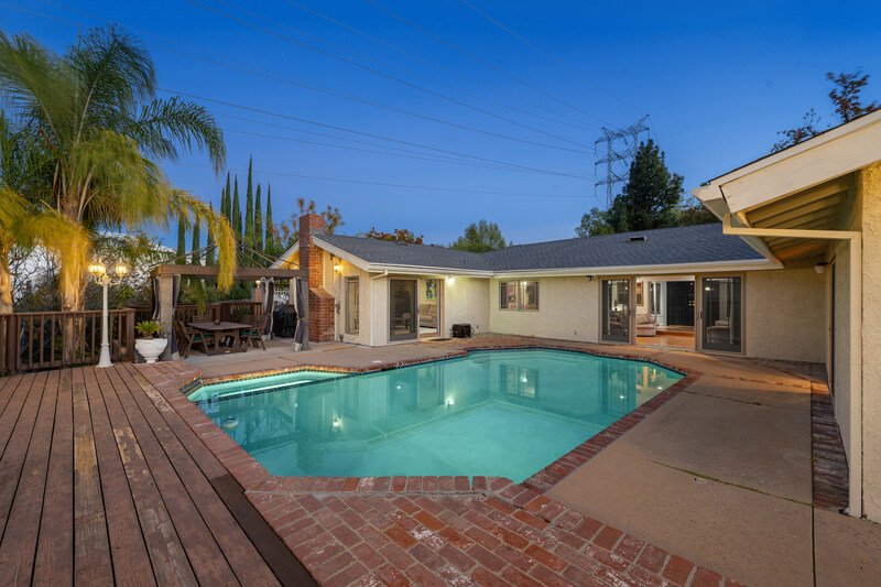 Casa lujosa con alberca.